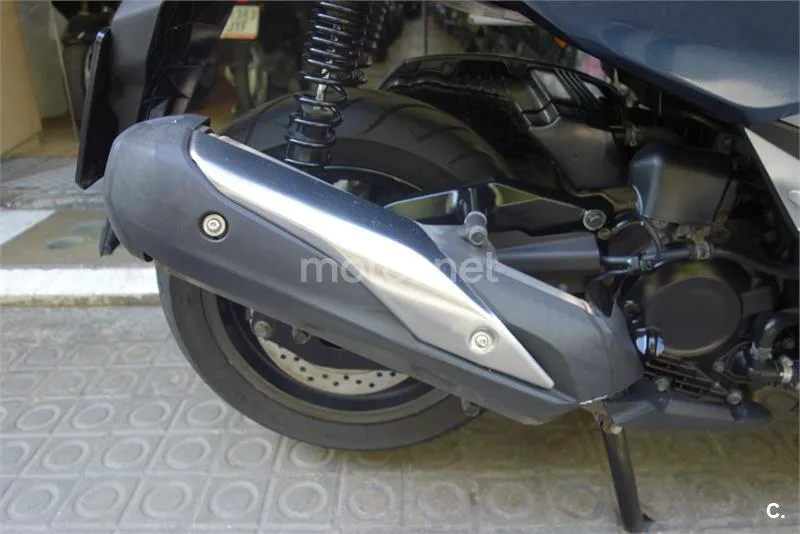 Honda Forza – Vista 15