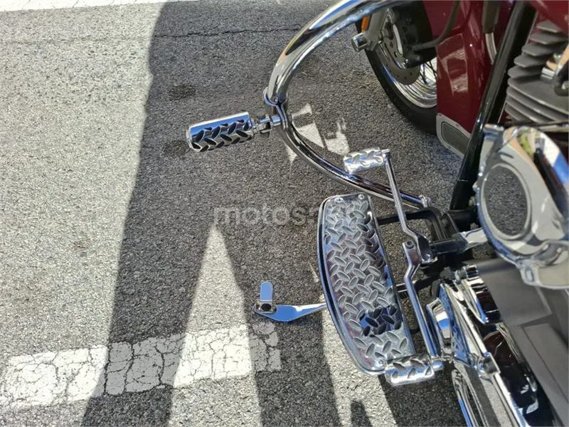 Harley-Davidson Softail Heritage – Vista 15