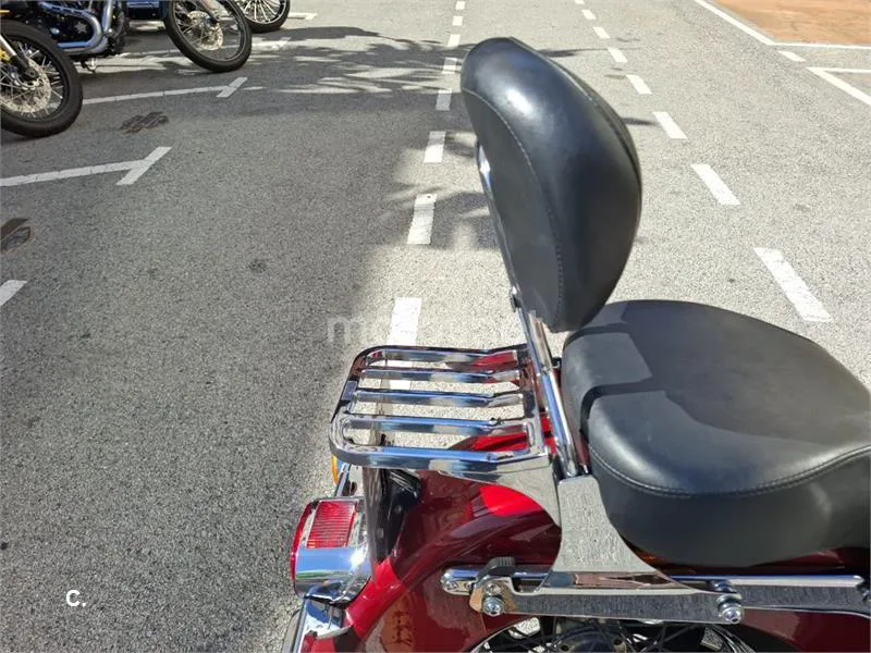 Harley-Davidson Softail Heritage – Vista 10