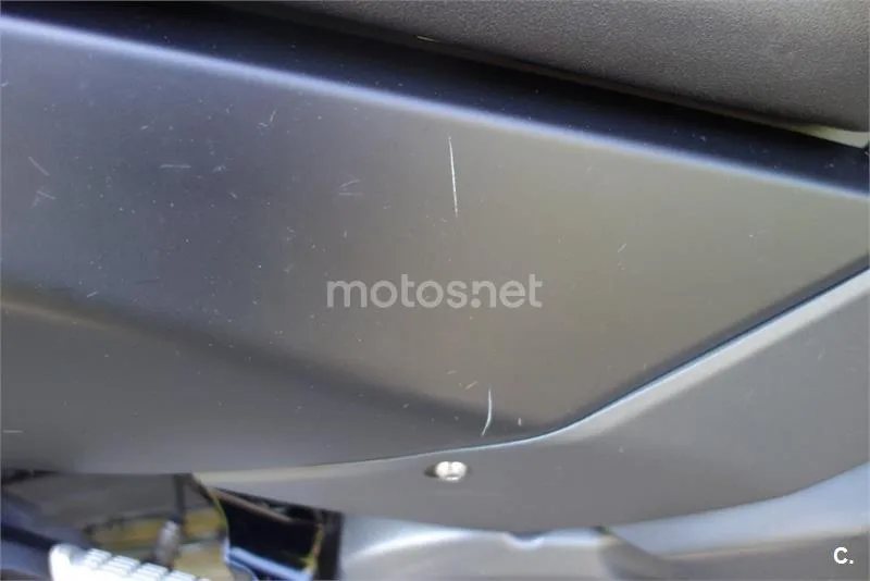 SYM Maxsym TL 500 – Vista 19