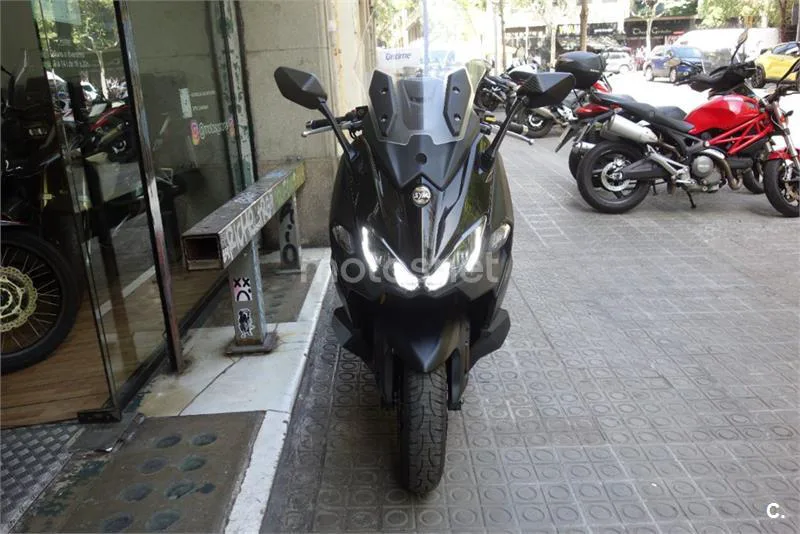 SYM Maxsym TL 500 – Vista 9