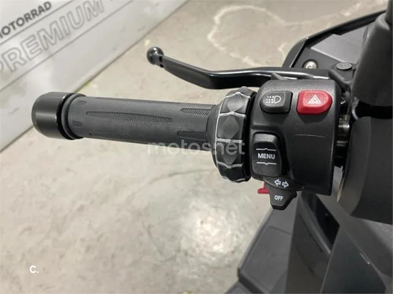 BMW C 400 GT – Vista 7