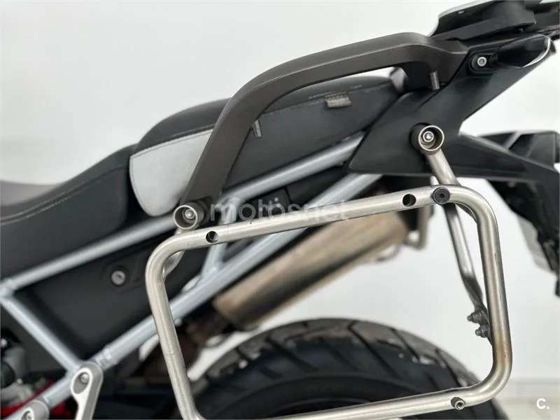 Triumph Tiger 900 – Vista 25