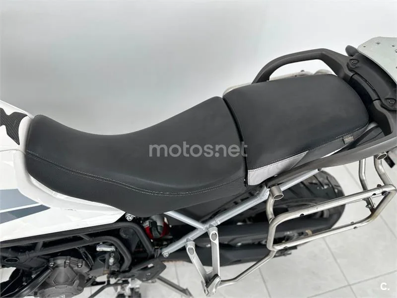 Triumph Tiger 900 – Vista 29