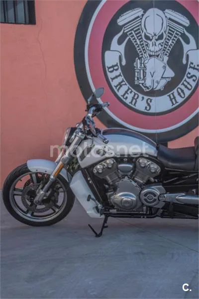 Harley-Davidson V-Rod Muscle – Vista 5
