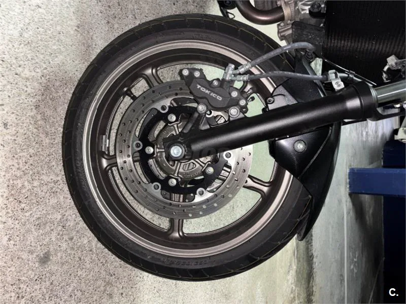 Suzuki SV 650 – Vista 5