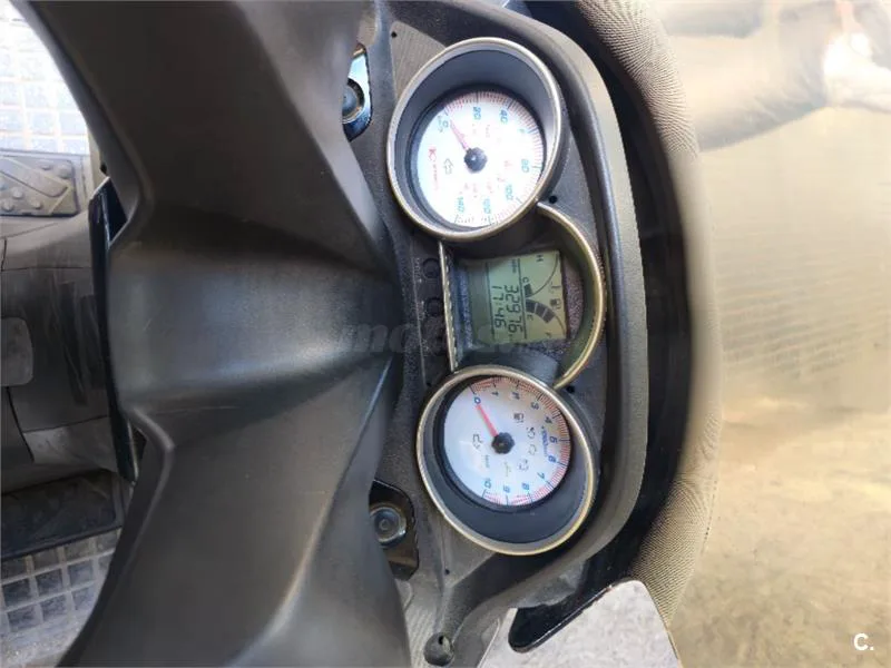 Kymco Super Dink 125i – Vista 3