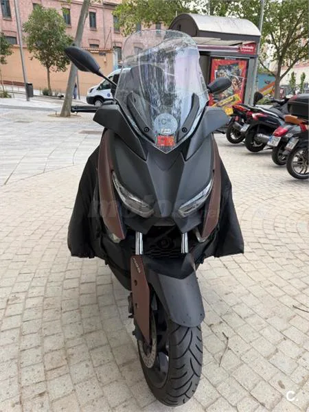 Yamaha XMAX 300 – Vista 2