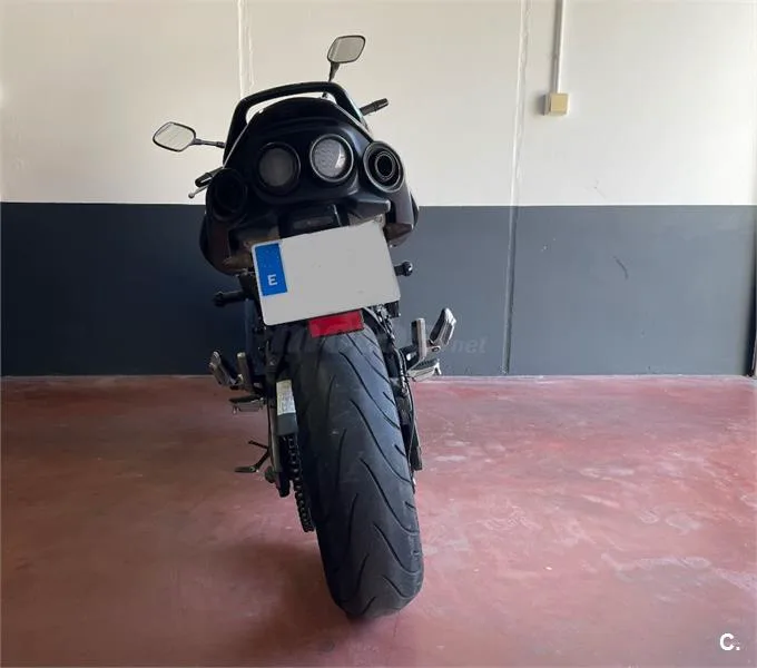 Suzuki GSR 600 – Vista 4