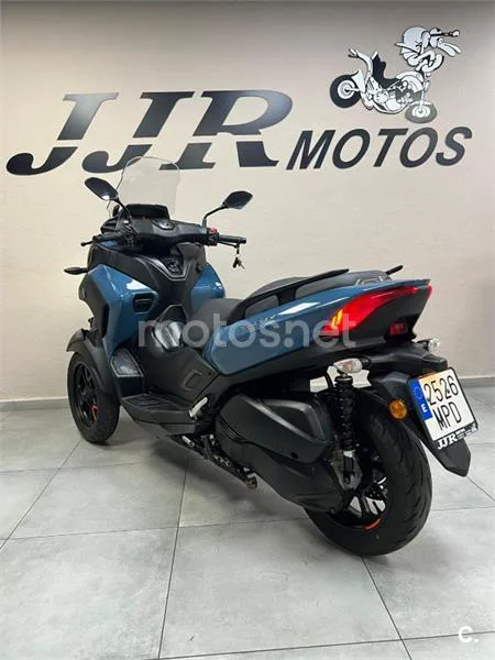 Yamaha Tricity – Vista 9