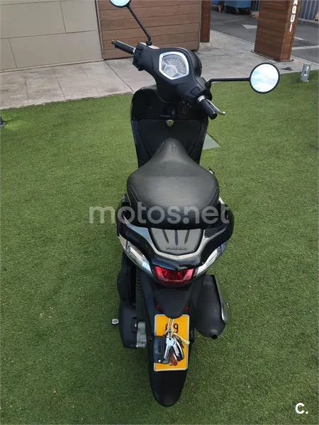 Piaggio ZIP 50 4T – Vista 8