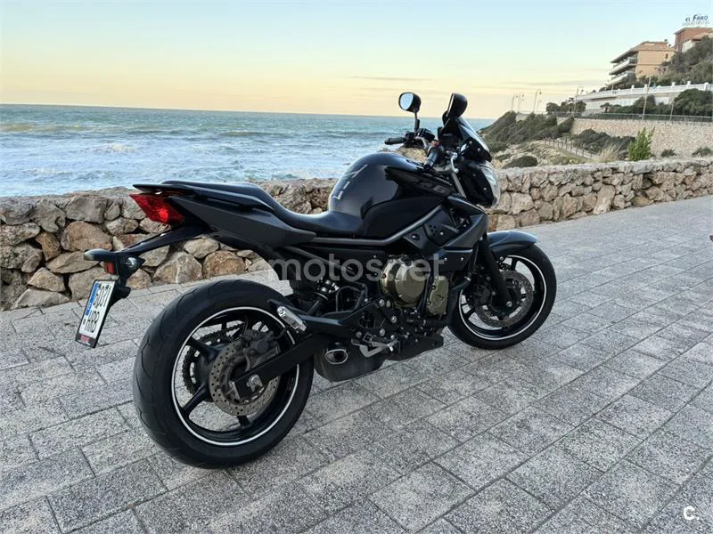 Yamaha XJ6 Diversion N – Vista 4