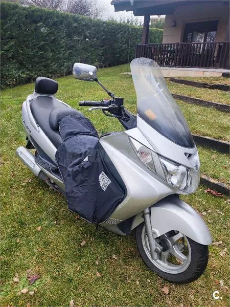 Suzuki Burgman 400 950 € 2005 Burgos - 1