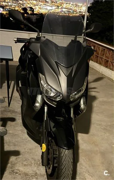 Yamaha NMAX – Vista 2