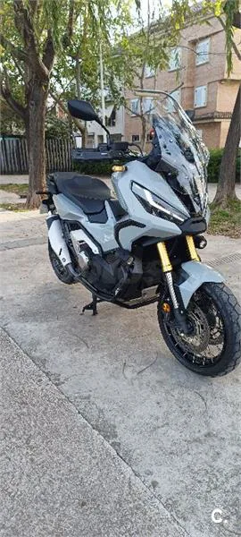 Honda X-ADV – Vista 6