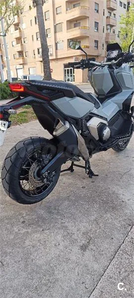 Honda X-ADV – Vista 8