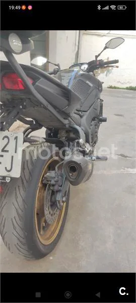 Yamaha FZ8 – Vista 7