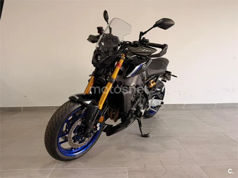 Yamaha MT-09 – Vista 7