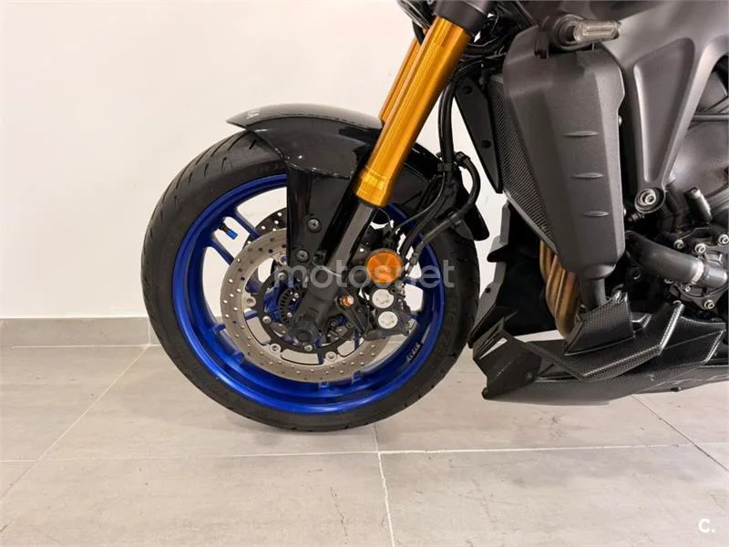 Yamaha MT-09 – Vista 9