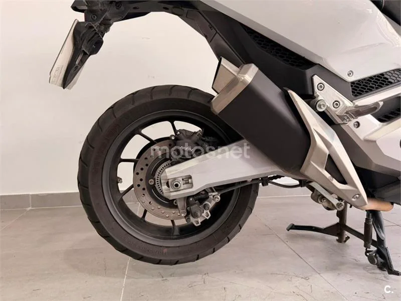 Honda Forza 750 – Vista 3