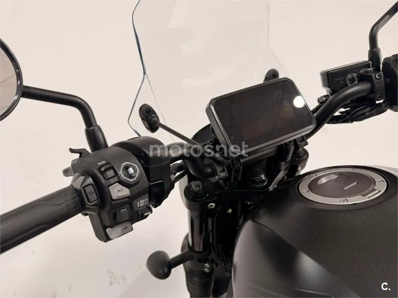 Honda CMX 1100 Rebel – Vista 13