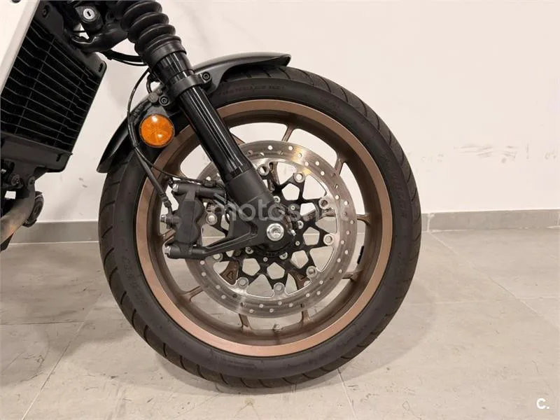 Honda CMX 1100 Rebel – Vista 4