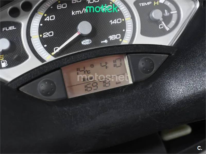 Yamaha XMAX 250 – Vista 5