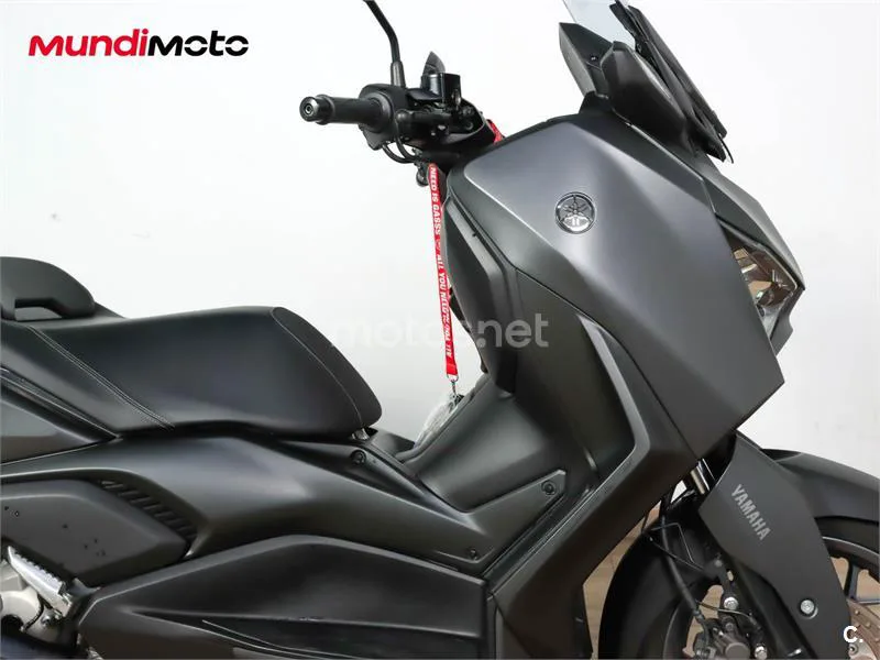 Yamaha XMAX 300 – Vista 16