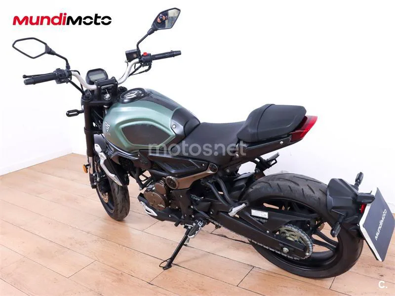 Voge 300 – Vista 8
