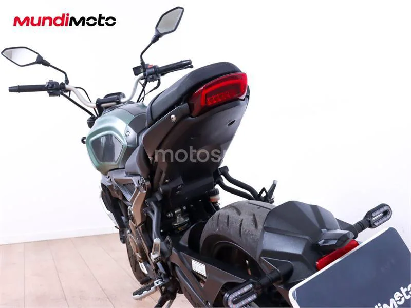Voge 300 – Vista 9