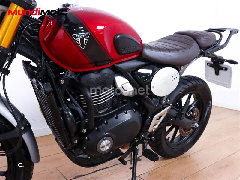 Triumph Scrambler 400 X – Vista 10