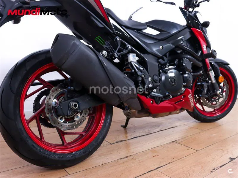 Suzuki GSX-S750 – Vista 4