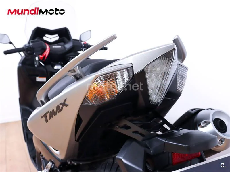 Yamaha TMAX 530 – Vista 9