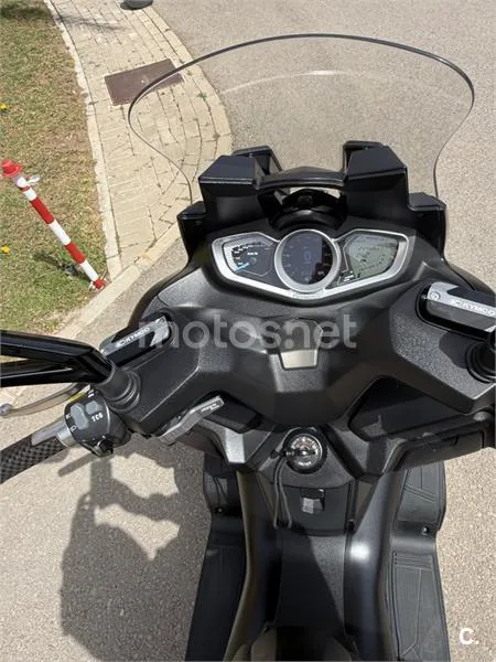Kymco Xciting S 400 – Vista 5