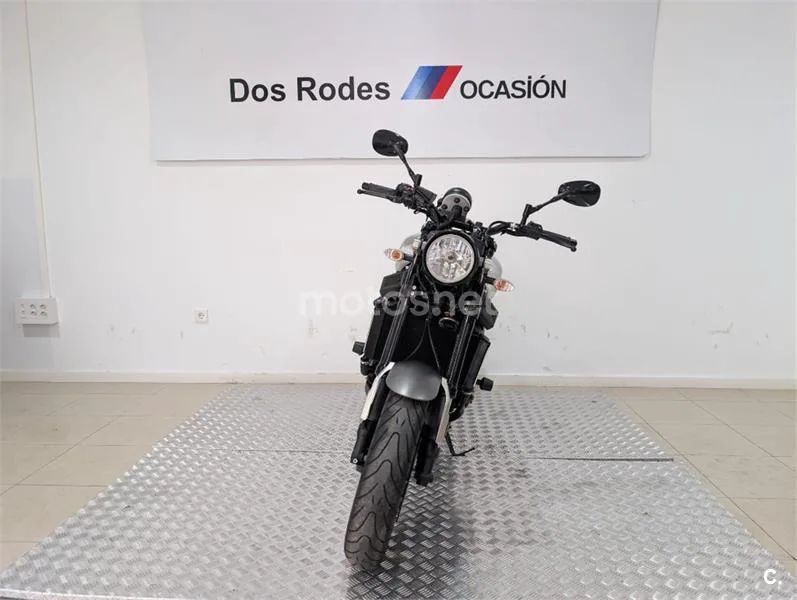 Yamaha XSR 900 – Vista 3