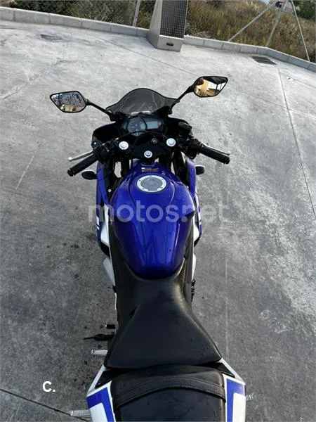 Yamaha R3 – Vista 4