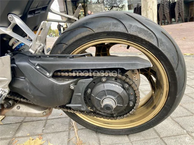 Honda CB 1000R – Vista 5