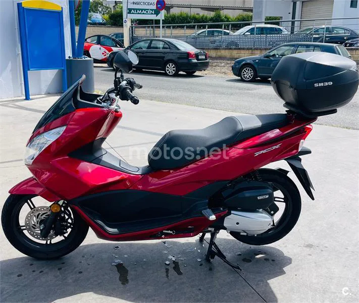 Honda PCX 125 – Vista 3