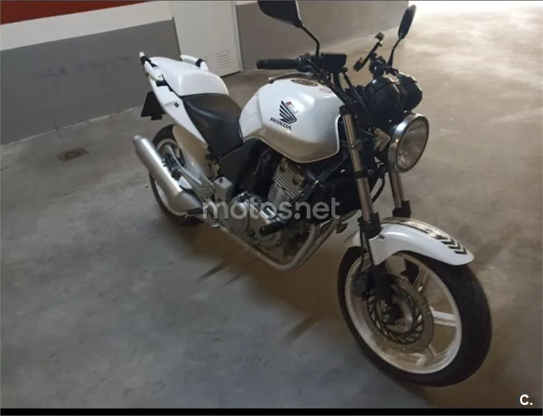 Honda CBF 500 – Vista 7