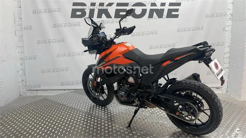 KTM 390 – Vista 8