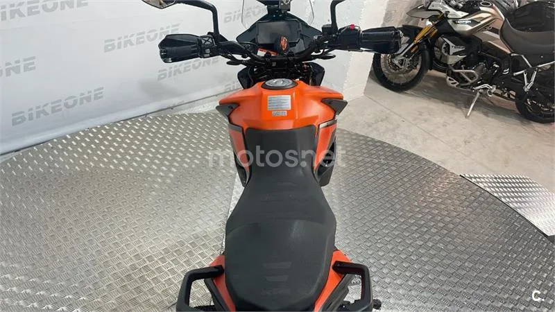 KTM 390 – Vista 9