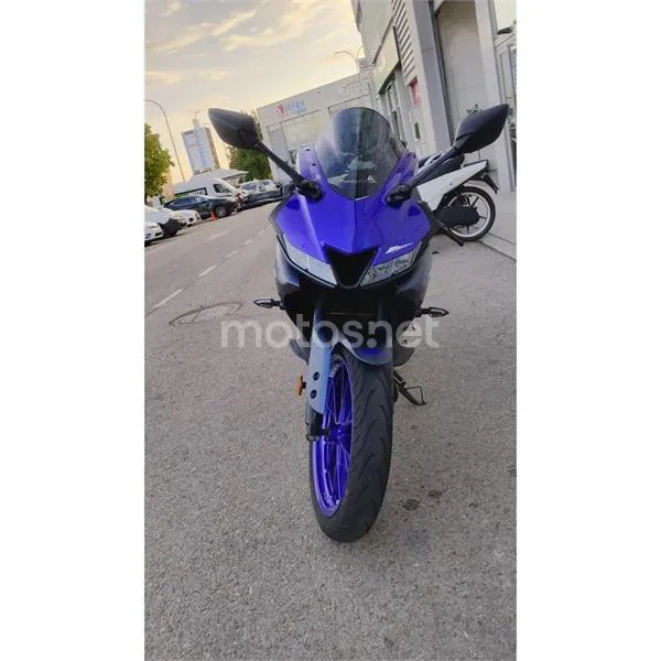 Yamaha R125 – Vista 3