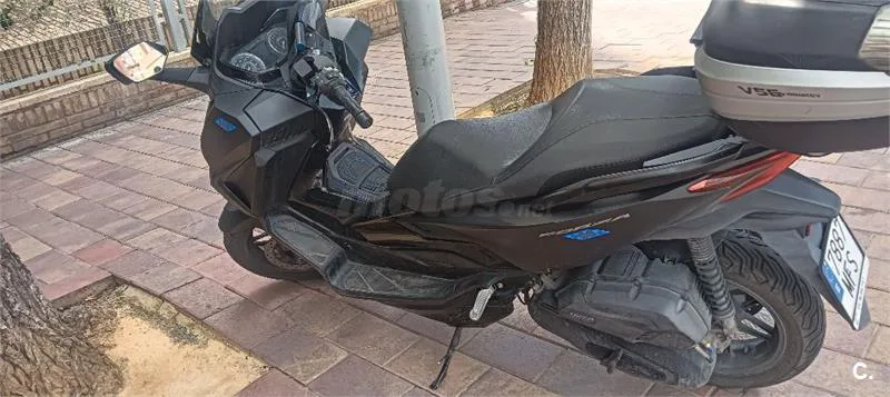 Honda Forza 125 – Vista 4