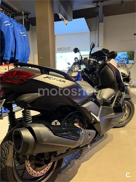 Yamaha XMAX 300 – Vista 4