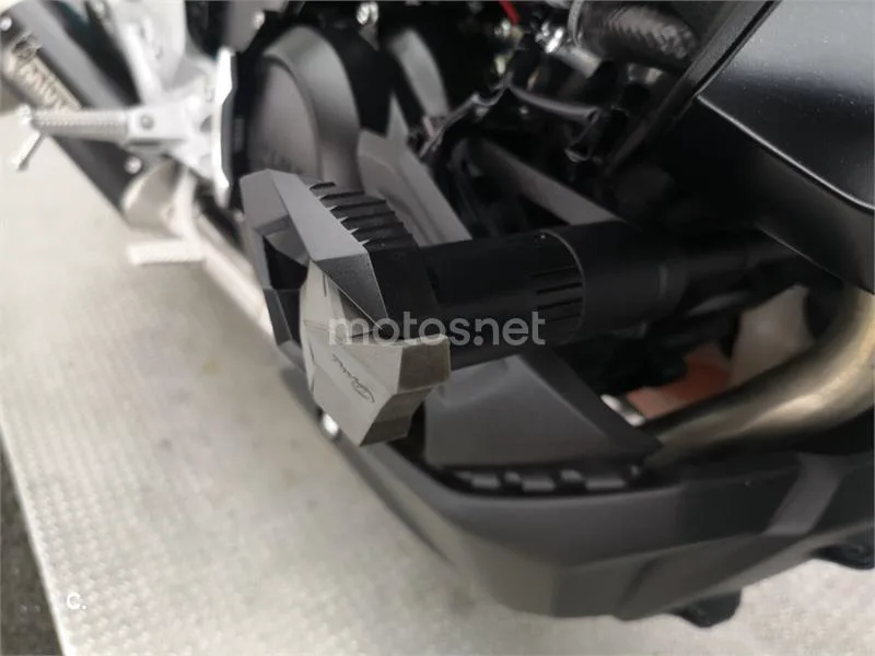 Yamaha MT-125 – Vista 12