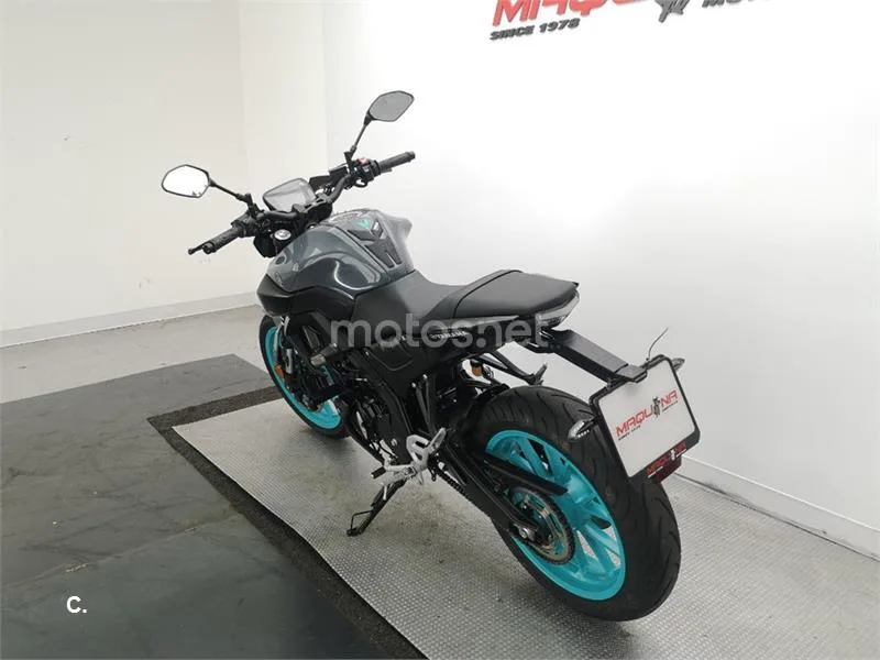 Yamaha MT-125 – Vista 17