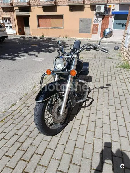 Honda VT 750 C2 Shadow – Vista 5