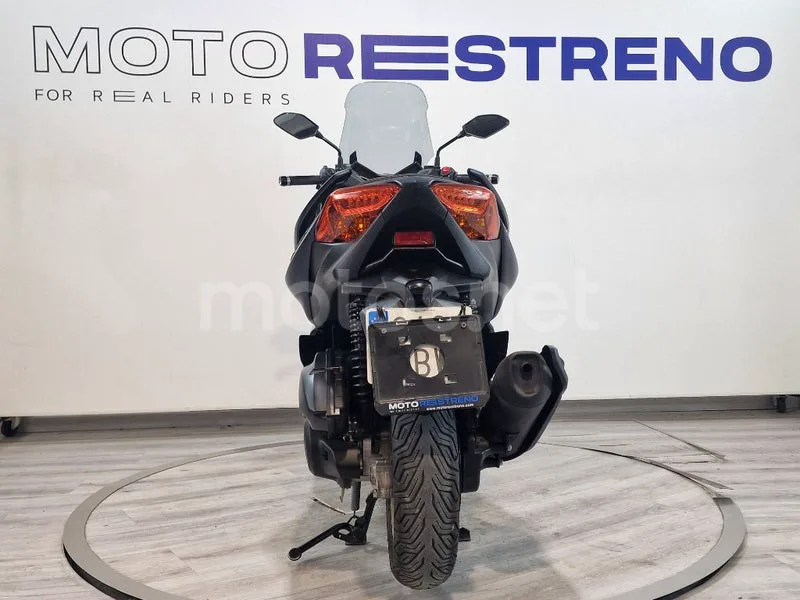 Yamaha XMAX 125 – Vista 10