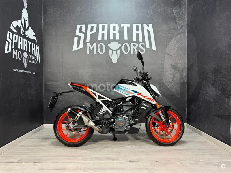 KTM 125 – Vista 3
