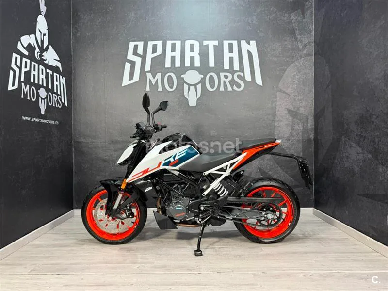 KTM 125 – Vista 4